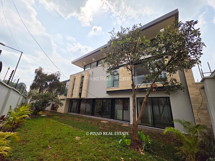 5 Bed Townhouse with Staff Quarters in Westlands Area
