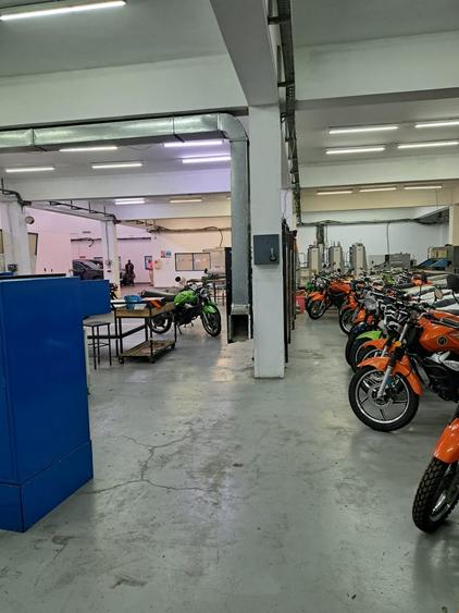 Warehouse with Parking in Industrial Area Warehouse with Parking in Industrial Area