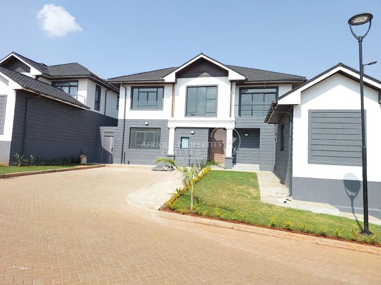 4 Bed House with En Suite in Runda 4 Bed House with En Suite in Runda
