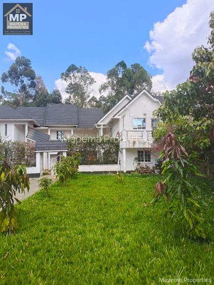 1 Bed Apartment with Parking at Bogani