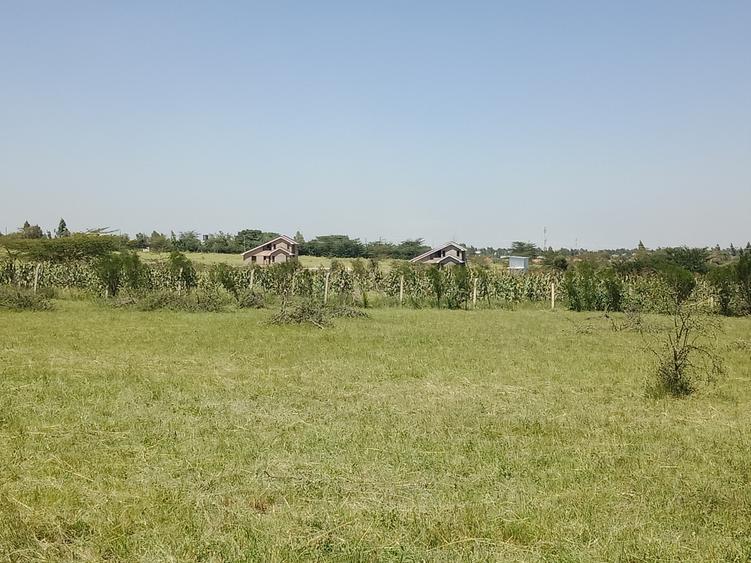 48 ac Land at Namanga