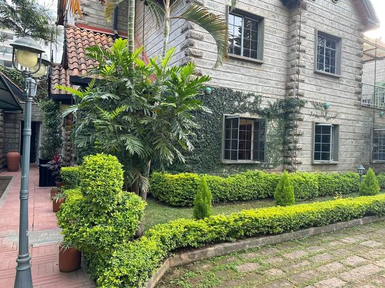 4 Bed Townhouse with En Suite in Kileleshwa