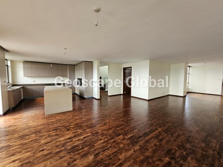 4 Bed Apartment with En Suite in General Mathenge - Vista 3