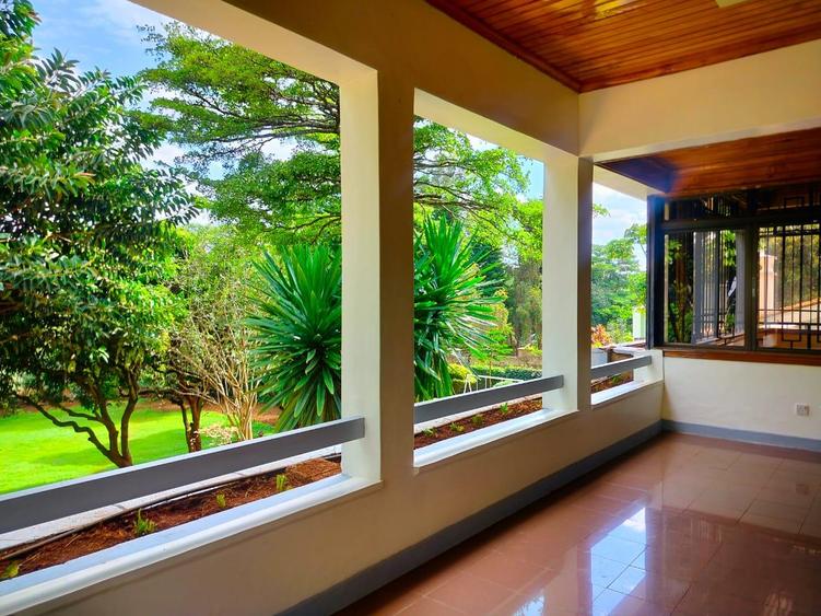 4 Bed House with En Suite at Runda – pohled 2