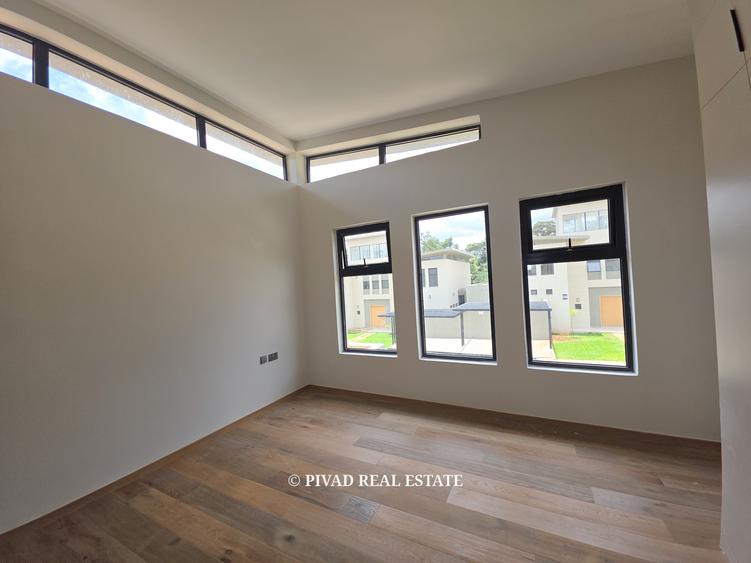 5 Bed House with Garden in Runda – pohled 5