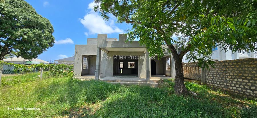 3 Bed House with En Suite at Mtwapa Creekside
