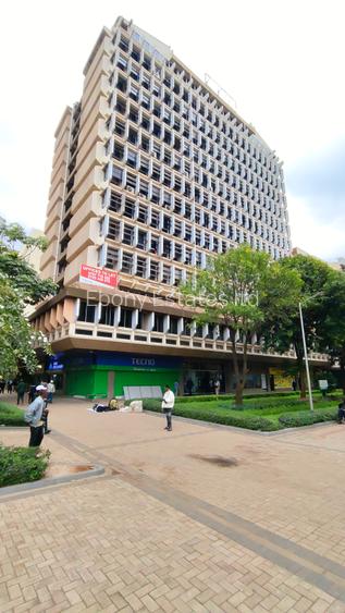 180 ft² Office with Backup Generator at Harambee Avenue