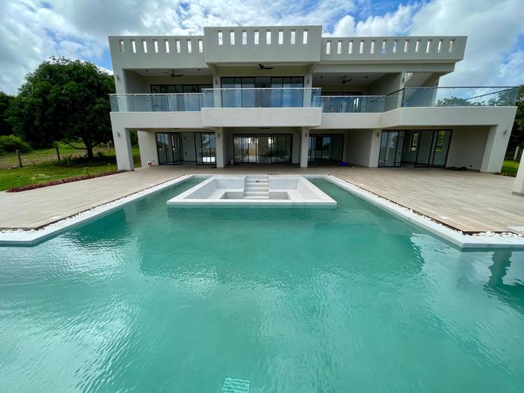 4 Bed Villa with En Suite in Vipingo