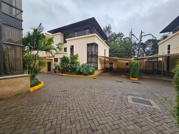4 Bed Villa with En Suite at Lavington