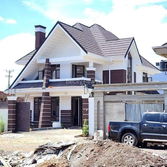 4 Bed House with En Suite at Membley