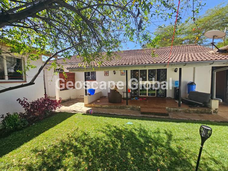 3 Bed House with En Suite in Lavington
