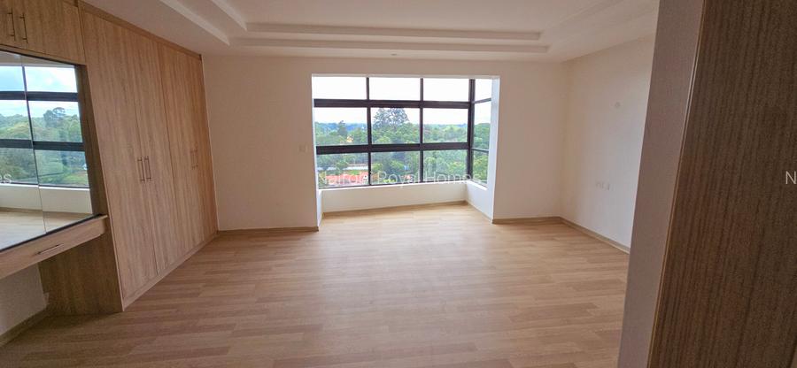 4 Bed Apartment with En Suite at Parklands Avenue