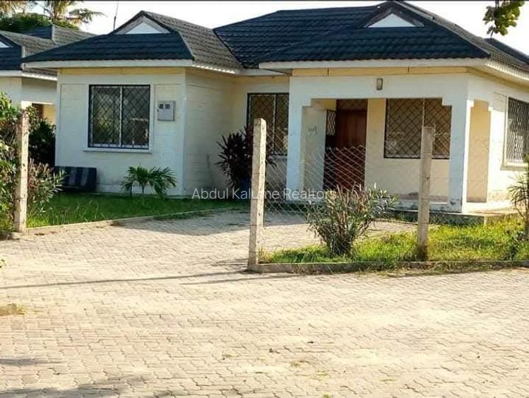 3 Bed Townhouse with En Suite at Bamburi
