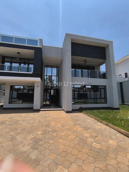 5 Bed House with En Suite in Ruiru