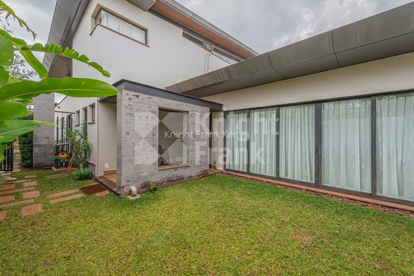 3 Bed Townhouse with En Suite at Runda Road