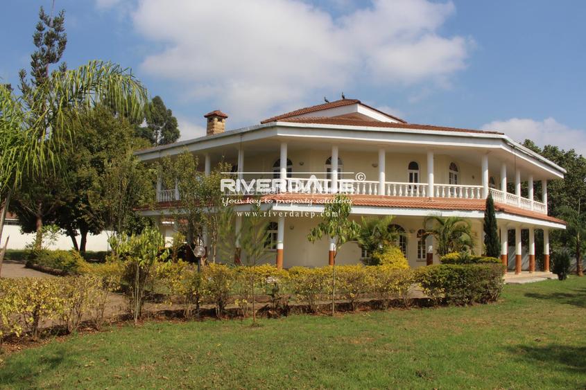 5 Bed House with En Suite in Karen