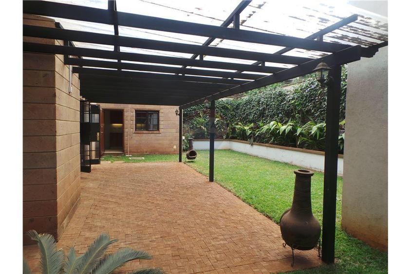 4 Bed Townhouse with En Suite in Westlands Area