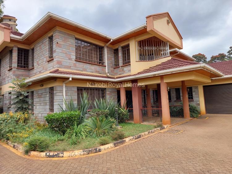 5 Bed House with En Suite at Flem Tree