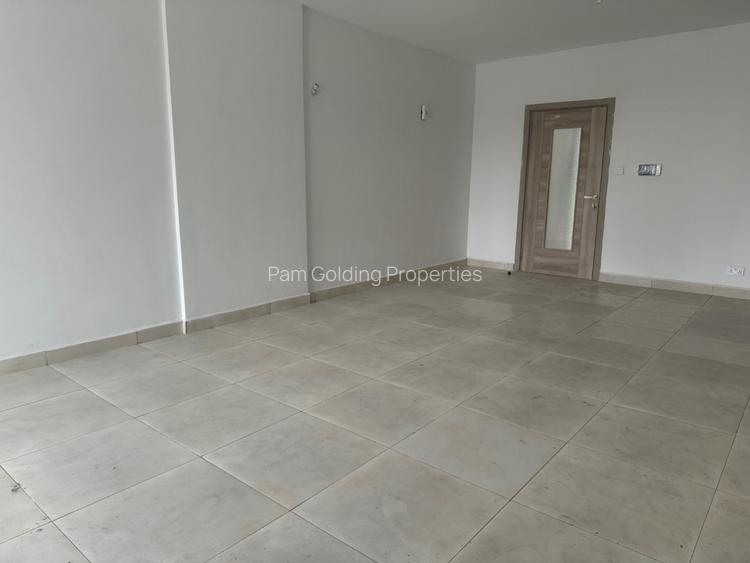 3 Bed Apartment with En Suite in Rhapta Road