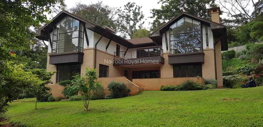 5 Bed House with En Suite at Lone Tree 55