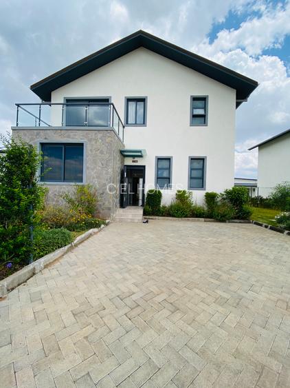 4 Bed Villa with En Suite in Ongata Rongai