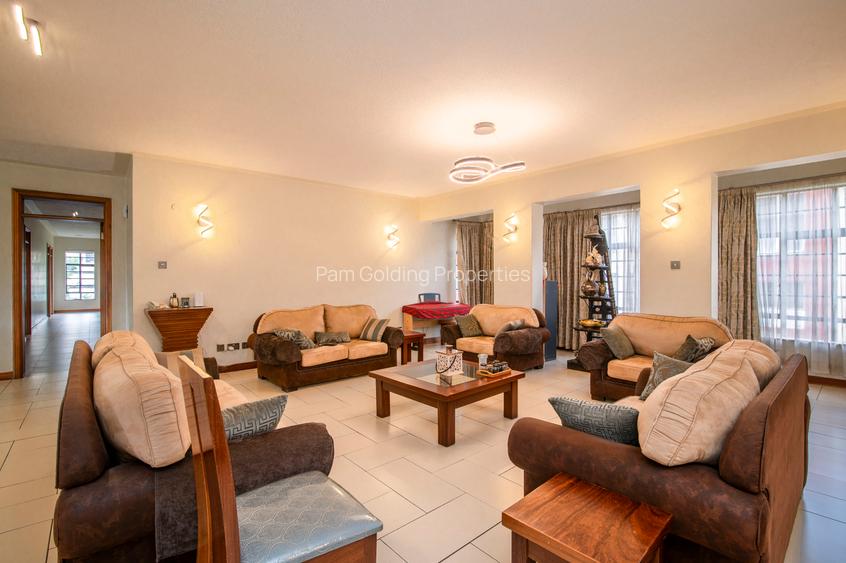 4 Bed Apartment with En Suite at General Mathenge