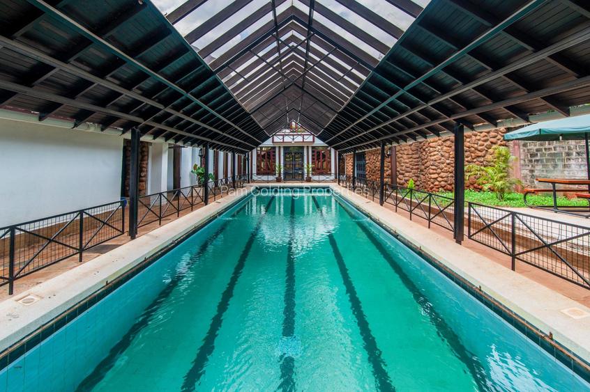 6 Bed House with En Suite in Karen