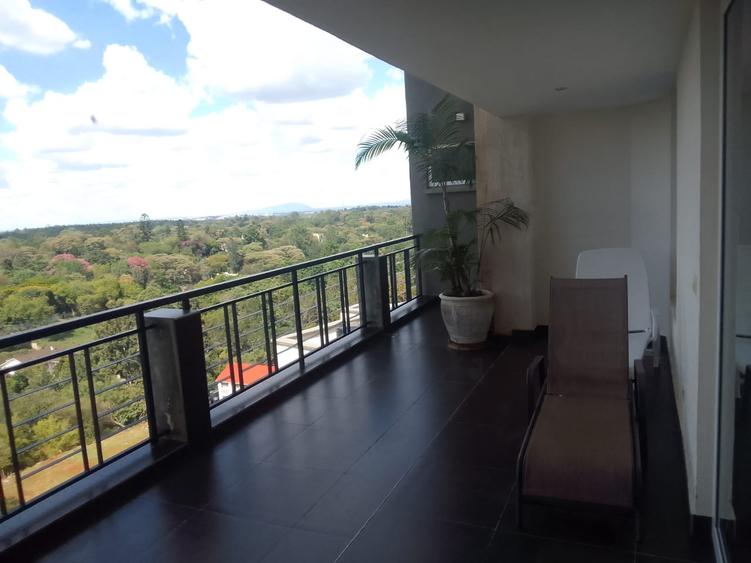 4 Bed Apartment with En Suite in Parklands