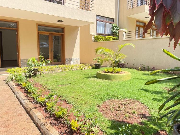 5 Bed Townhouse with En Suite at Njumbi Road