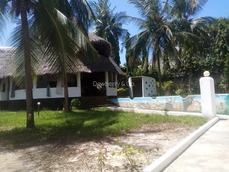 4 Bed Villa with En Suite in Diani