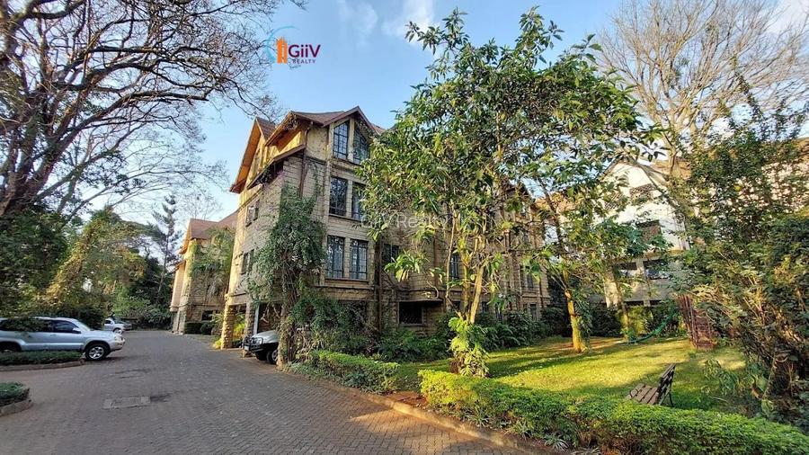 2 Bed Apartment with En Suite in Lavington