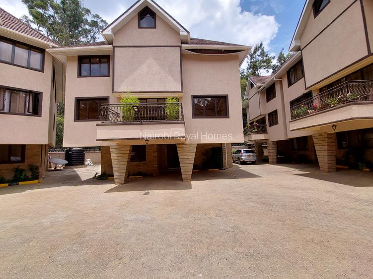 5 Bed Townhouse with En Suite at Muthangari Drive