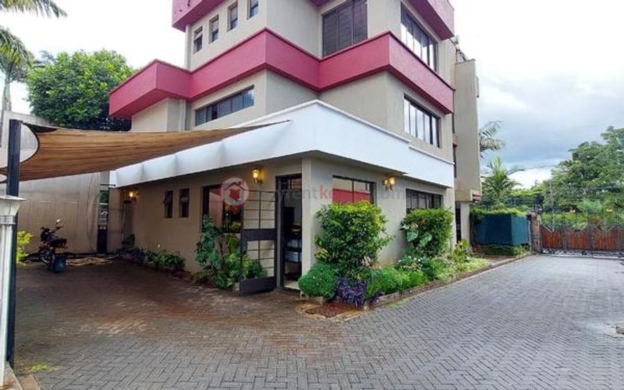 5 Bed Townhouse with En Suite in Lavington 5 Bed Townhouse with En Suite in Lavington