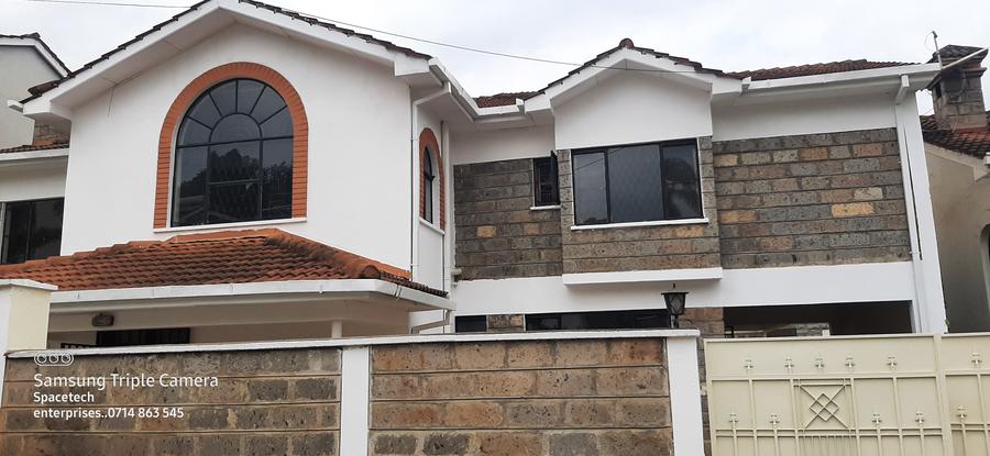 4 Bed Townhouse with En Suite in Spring Valley