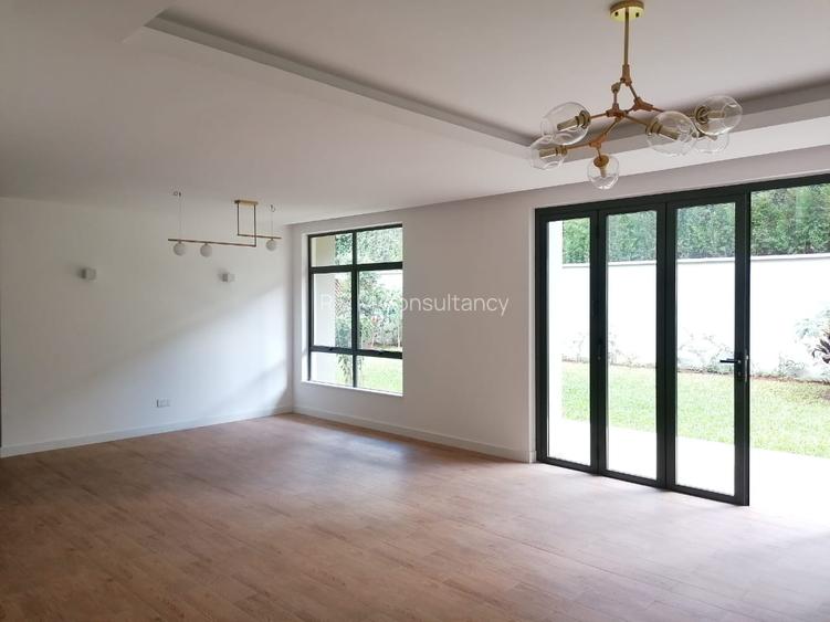 4 Bed Villa with En Suite at Two Rivers Mall