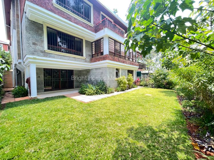 5 Bed Townhouse with En Suite in Spring Valley
