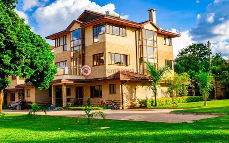 5 Bed Townhouse with En Suite at Lavington