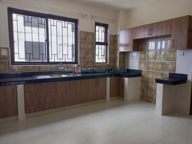 3 Bed Apartment with En Suite at Off Moyne Dr Drive