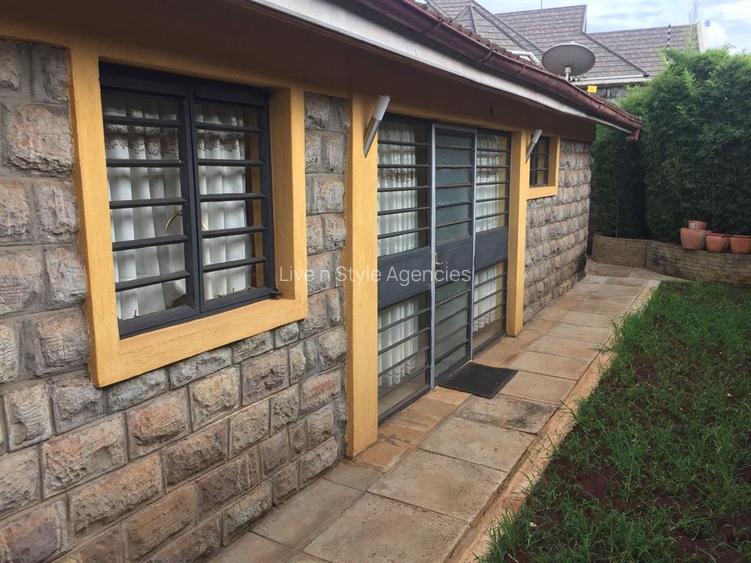 1 Bed House with Garden in Runda