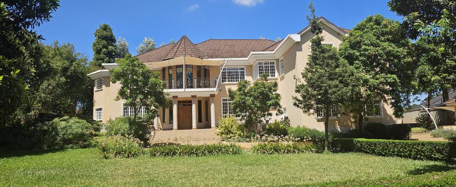 6 bed house with en suite in runda