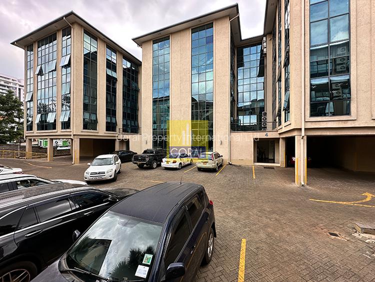 2,399 ft² Office in Riverside