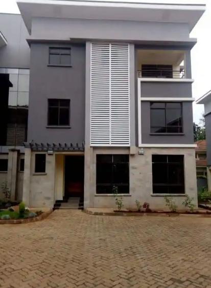 5 Bed House in Lavington