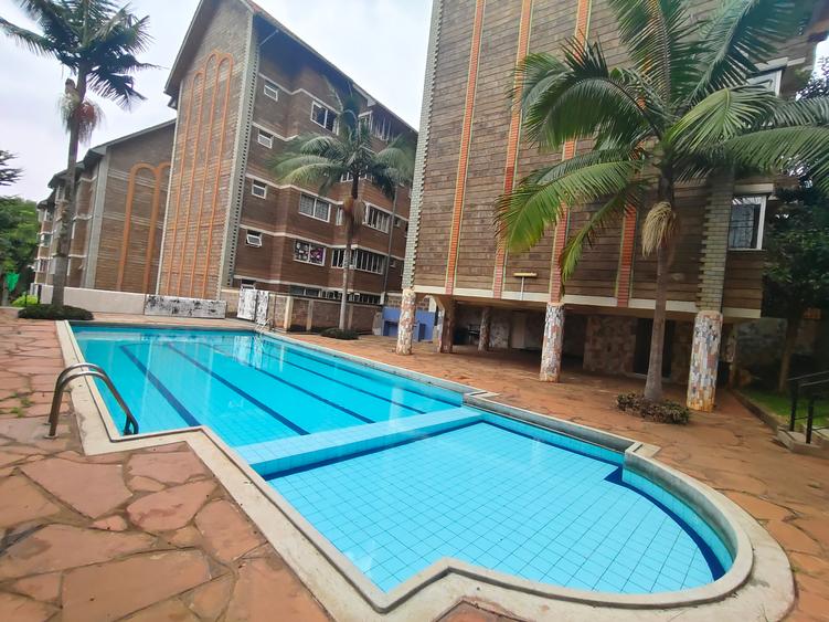 3 Bed Apartment with Swimming Pool in Riverside 3 Bed Apartment with Swimming Pool in Riverside