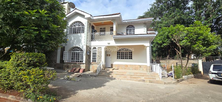 4 Bed Townhouse with En Suite at Off Convent Drive