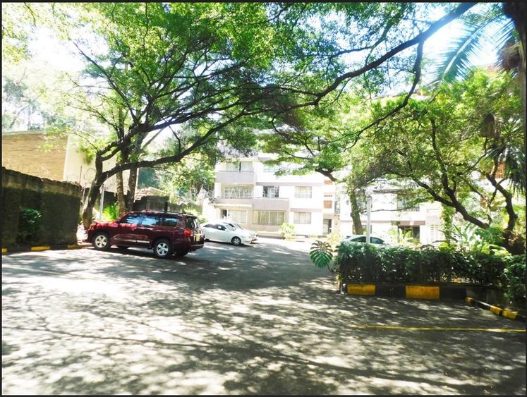 Furnished 1,000 ft² Office with Backup Generator at Statehouse Road