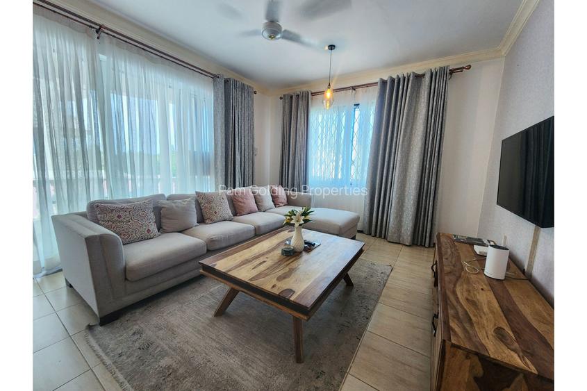 2 Bed Apartment with Swimming Pool at Links Road