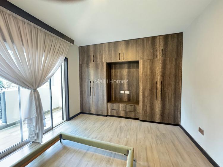 2 Bed Apartment in Riverside