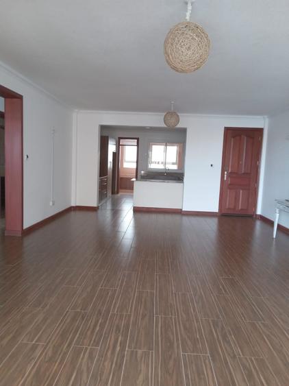 3 Bed Apartment with En Suite at Riverside Drive