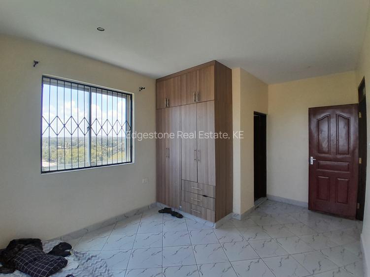 2 Bed Apartment with En Suite in Mtwapa