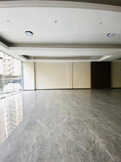 100 ft² Shop with Backup Generator at Wood Avenue - Widok 3
